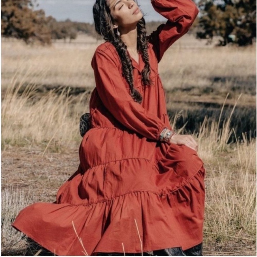 Anthroplogie Maelu Willow
Burnt Orange Tiered Cotton Maxi